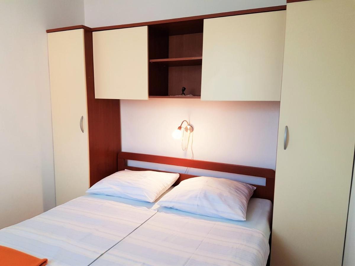Apartmani Ljerka Malinska Luaran gambar