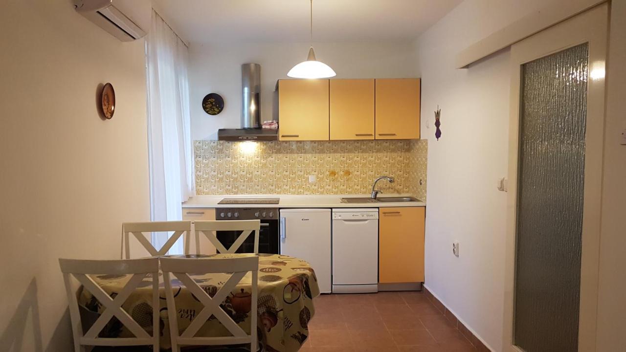 Apartmani Ljerka Malinska Luaran gambar